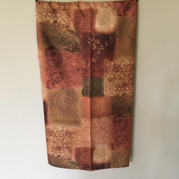 Autumnal Shower Curtain - NWOT - Picture 4 of 7